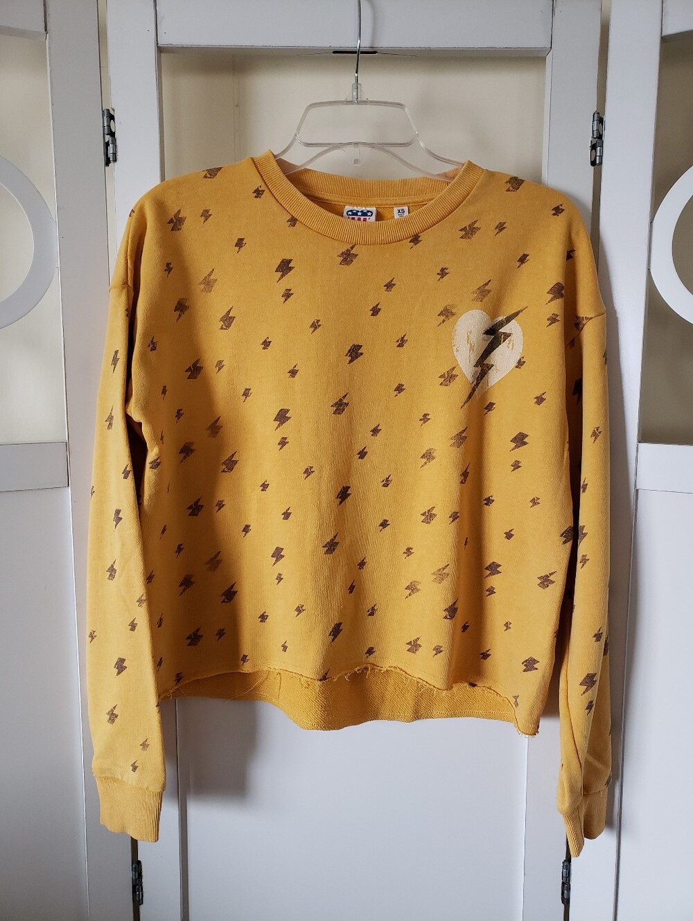Junkfood Sweatshirt Cropped Lighting Bolt Pattern Size XS